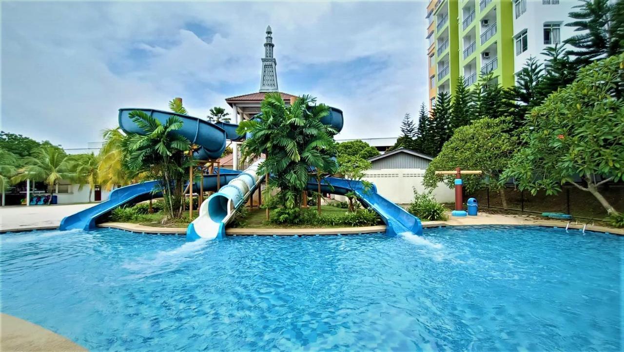 Melaka By Lg Water Themepark & Resort Melaka By Ggm Malacca Exterior foto
